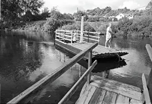Pulley: River Severn ferry sisters - 2