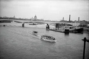 Pauls: River Thames - 1953