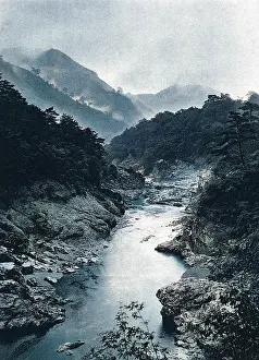 Tone: The river Tone