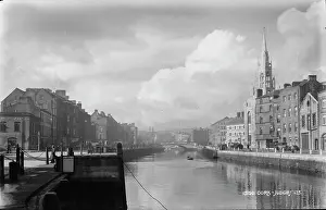 Riverside: River View in Cork