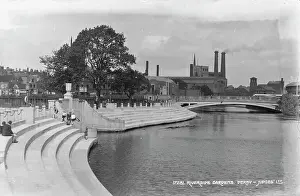 Walkway: Riverside Gardens, Derby