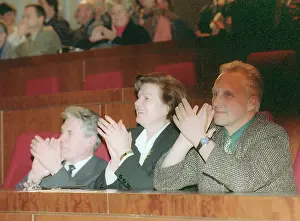 Applaud: RKA Mission Control Center, 1997