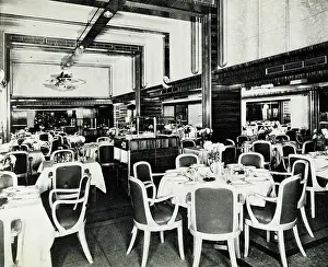 Caronia: RMS Caronia, Balmoral Restaurant