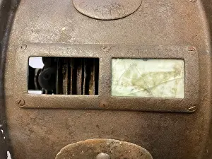 Rostron: RMS Carpathia, salvaged engine order telegraph on base
