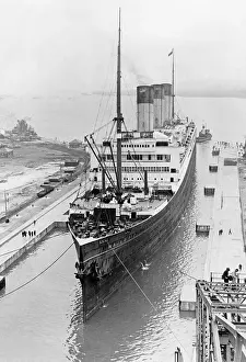 Enters: RMS Majestic, 1934