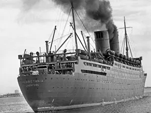 Enters: RMS Mauretania, 1939