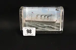Oblong: RMS Olympic - glass paperweight