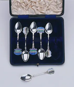 Cutlery: RMS Olympic spoons