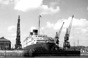 Southampton: RMS Queen Elizabeth
