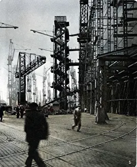 Browns: R.M.S. Queen Mary under construction, Clydebank