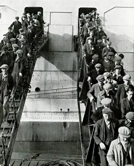 Labourers: RMS Queen Mary, some of the shipbuilders in Glasgow