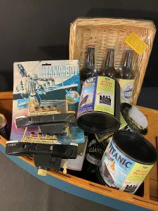 Ticehurst: RMS Titanic - collection of modern commemorative items