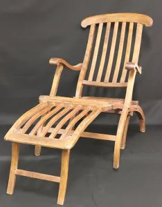 Rarest: RMS Titanic - Steamer Deck Chair