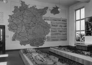 Conscription: Road construction department in the Deutsches Museum in