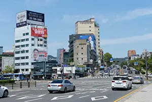 Seoul: Road intersection in Dongdaemun area of Seoul, South Korea