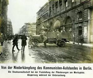 Prosecutor: Roadblock at the Moritzplatz in Berlin, 1919