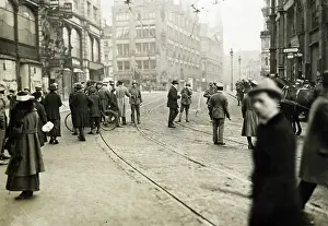 Loyal: Roadblock at the Spittelmarkt in Berlin, 1919