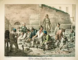Lanzedelli: Roadworkers bouldering the street