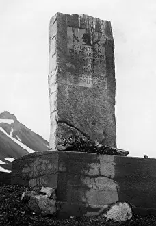 Amundsen: Roald Amundsen
