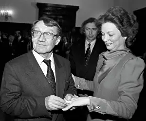 Eisenhower: Roald Sagdeev and Susan Eisenhower getting married, 1990