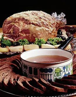 Gravy: Roasted Baked Ham Broth Sliced Brown Bread