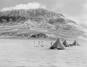 Pitching: Robert Falcon Scott, Terra Nova Expedition, Antarctic