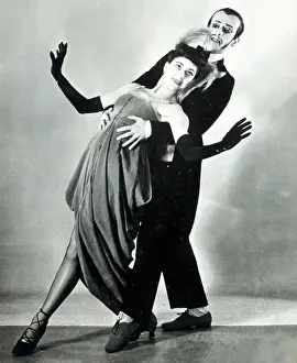 Helpmann: Robert Helpmann and Margot Fonteyn in Facade