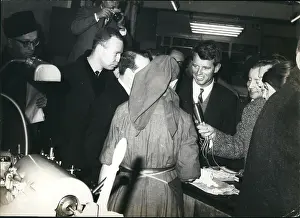Auer: Robert Kennedy visits factory in Berlin