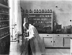 Tuberculosis: Robert Koch in his laboratory