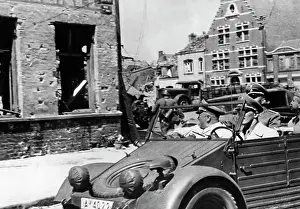 Drives: Robert Ley in Dunkirk, 1940