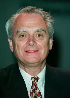 Robert Maclennan MP