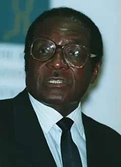 Mugabe: Robert Mugabe