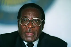 Mugabe: Robert Mugabe