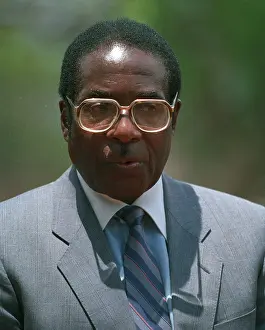 Mugabe: Robert Mugabe