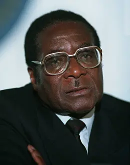 Mugabe: Robert Mugabe