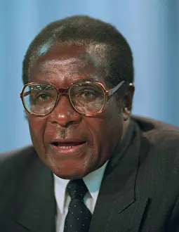 Mugabe: Robert Mugabe