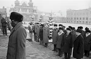 Mugabe: Robert Mugabe visits USSR