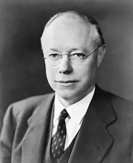 Unsuccessfully: Robert Taft was the son of President Howard Taft