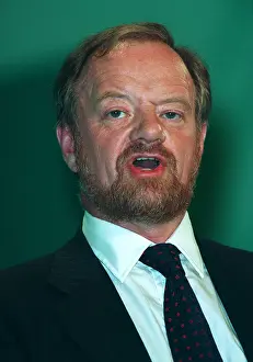 Tade: Robin Cook MP
