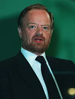 Tade: Robin Cook MP