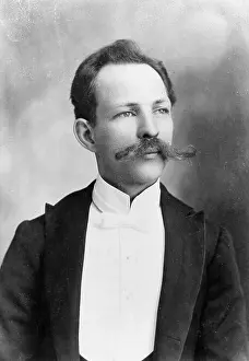 Chung: ROBINSON MAGICIAN