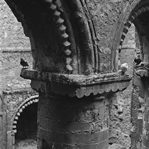 Chevron: Rochester Cathedral