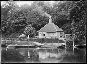 Waterscape: Roebuck Ferry Cottage, Tilehurst, Reading, Reading