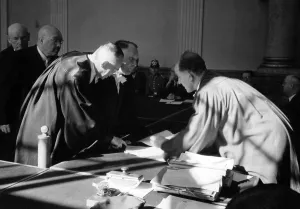 Lawyers: Roland Freisler at a trial of the assassination attempt