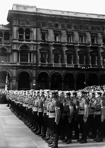 Maggiore: Roll call of the Hitler Youth in Milan, 1941