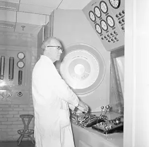 Heathrow: Rolls-Royce Dart - UETF control room