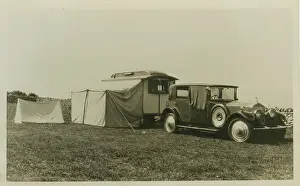 Barmouth: Rolls Royce Vintage Car and Caravan