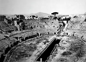 Pozzuoli: Roman Amphitheatre