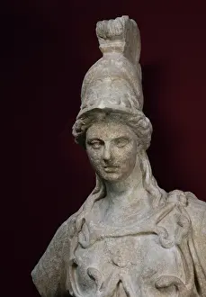 Peplos: Roman statue, Musee Lapidaire, Avignon, Provence, France
