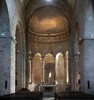 Besalu: Romanesque apse, Benedictine monastery church